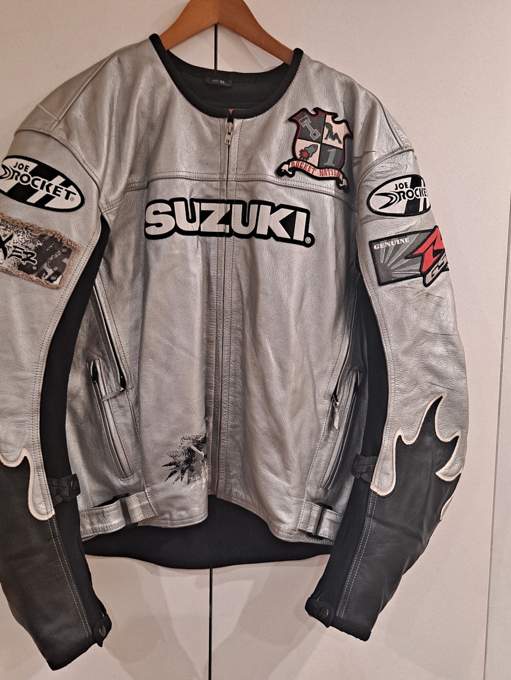 Joe Rocket Suzuki GSXR Silver Leather  Logo Padded/Armoured Motorcycle  Jacket